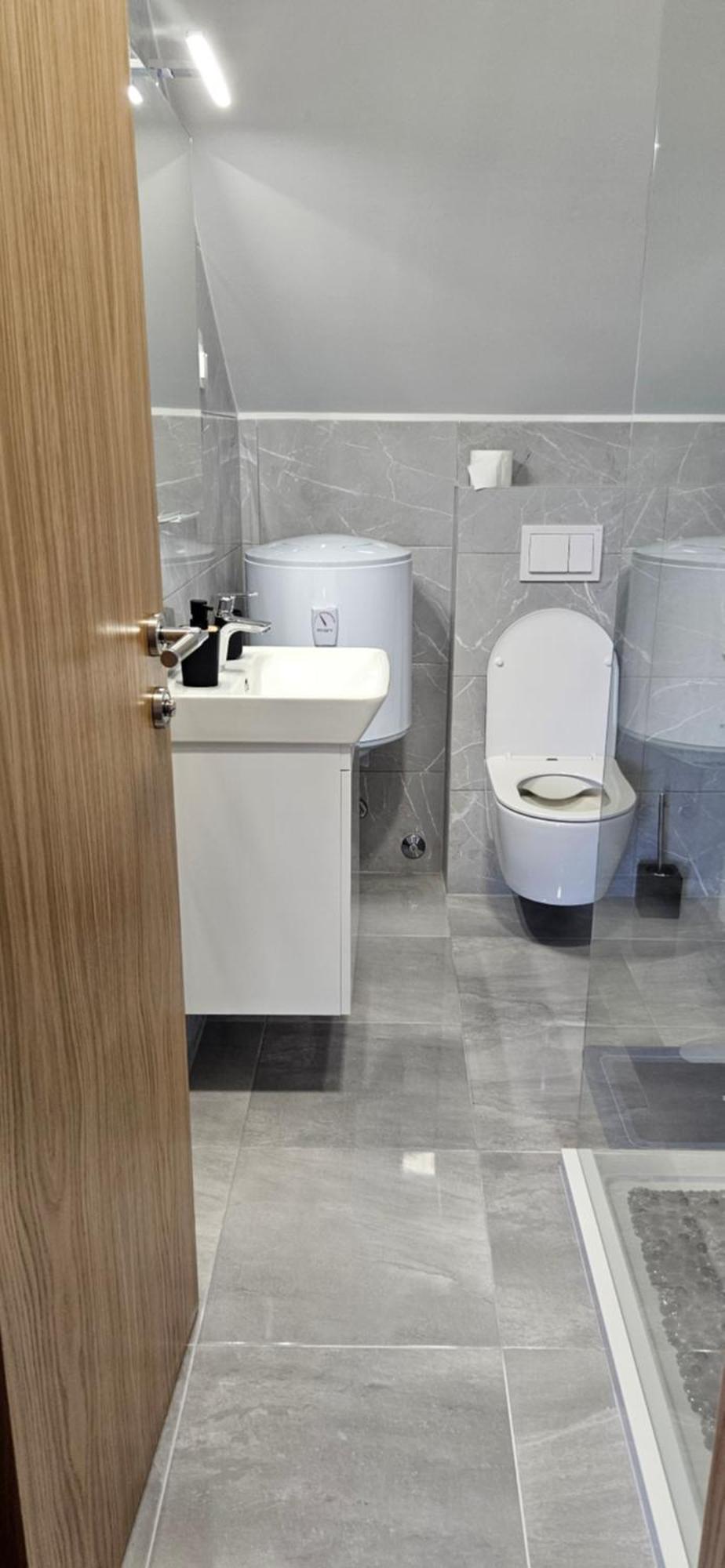 Apartman M&M Duga Resa Buitenkant foto