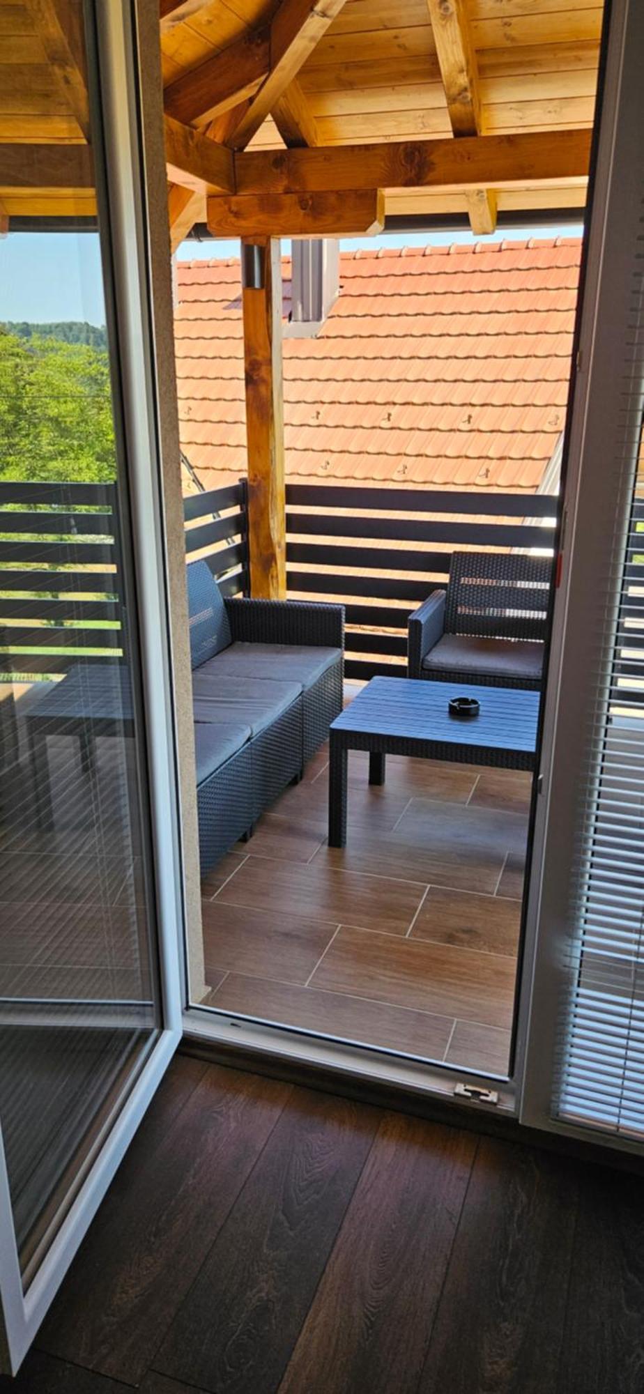 Apartman M&M Duga Resa Buitenkant foto